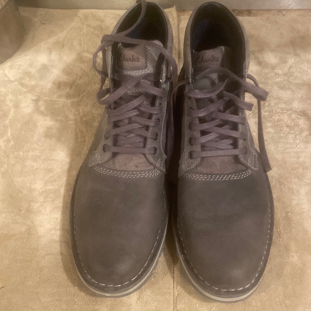 Clark’s men’s boots 11
